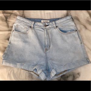 Pacsun denim mom shorts / light blue